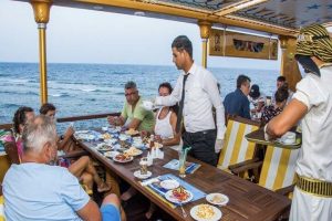 Buffet a volonte sur l ile