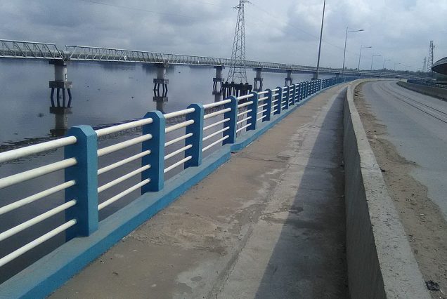 Pont sur le fleuve Wouri à Douala