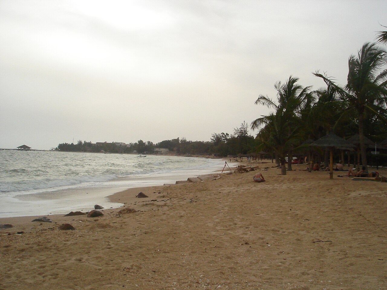 La plage de Saly sur la Petite Cote