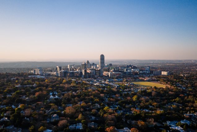 Vue aérienne des gratte-ciel de Sandton à Johannesburg